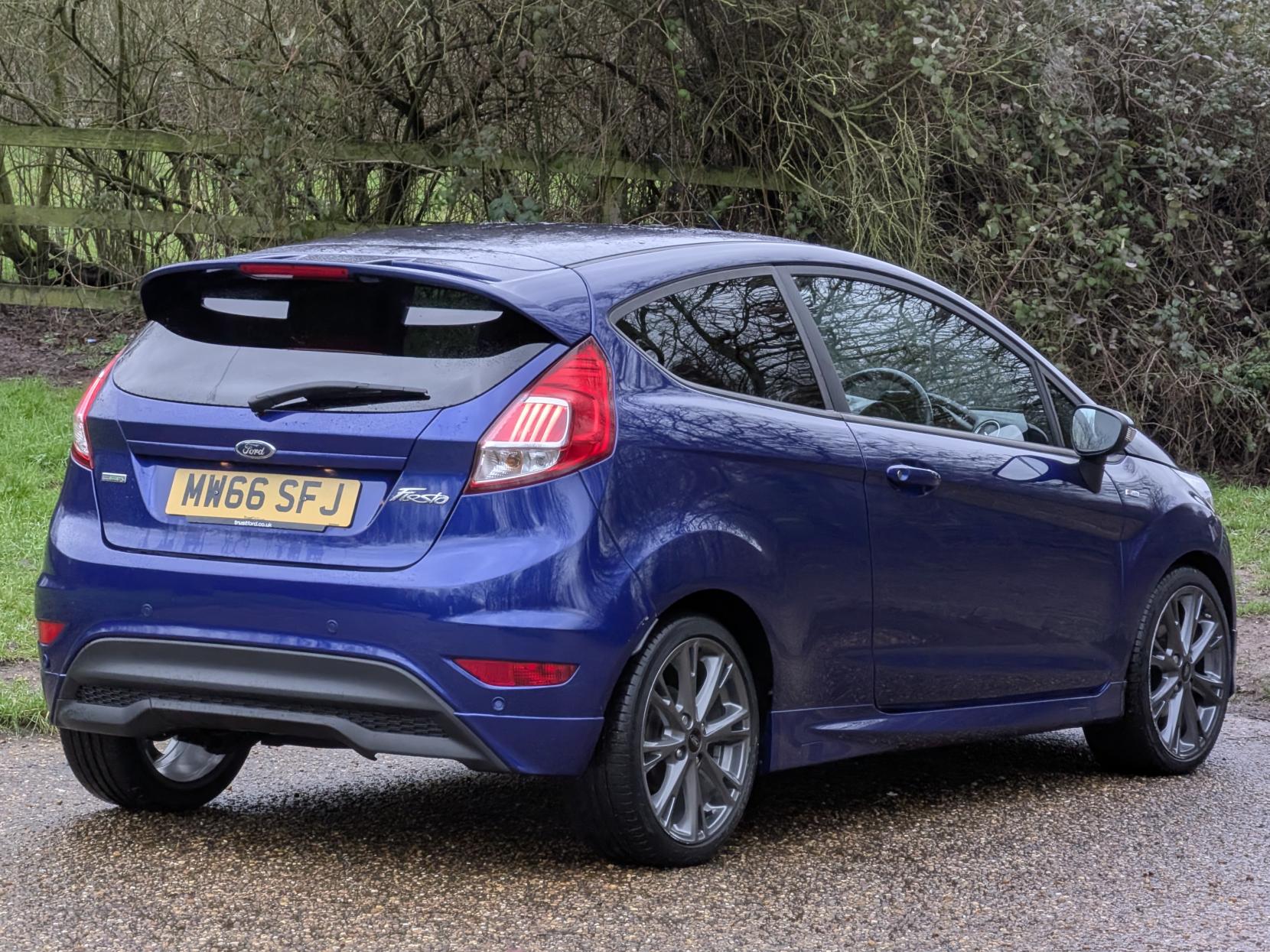 Ford Fiesta 1.0T EcoBoost ST-Line Hatchback 3dr Petrol Manual Euro 6 (s/s) (140 ps)