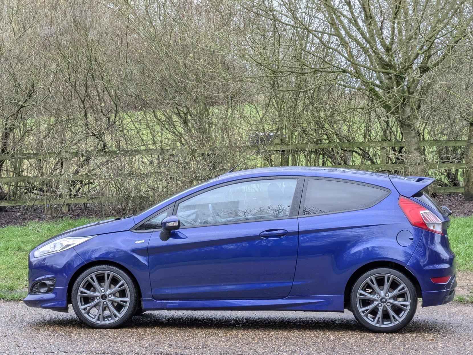 Ford Fiesta 1.0T EcoBoost ST-Line Hatchback 3dr Petrol Manual Euro 6 (s/s) (140 ps)