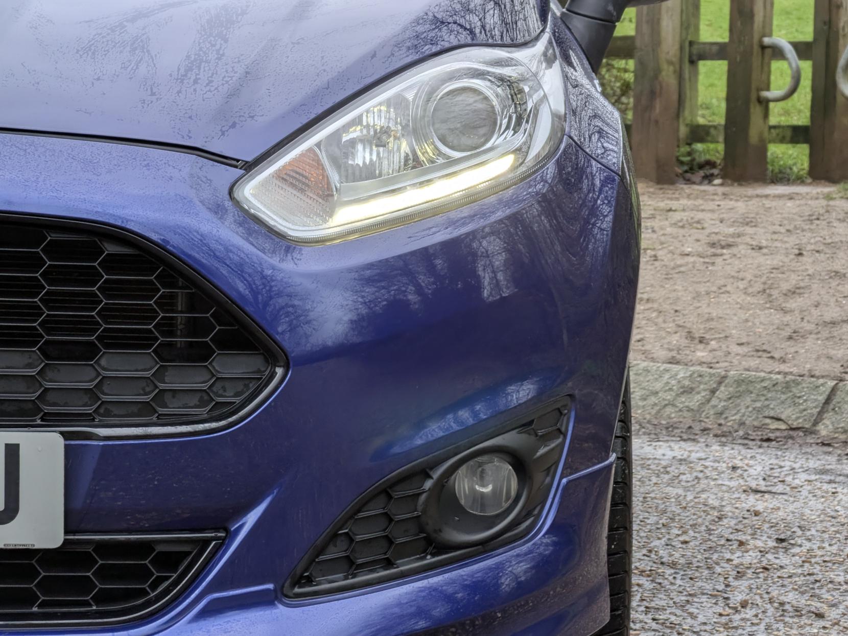 Ford Fiesta 1.0T EcoBoost ST-Line Hatchback 3dr Petrol Manual Euro 6 (s/s) (140 ps)