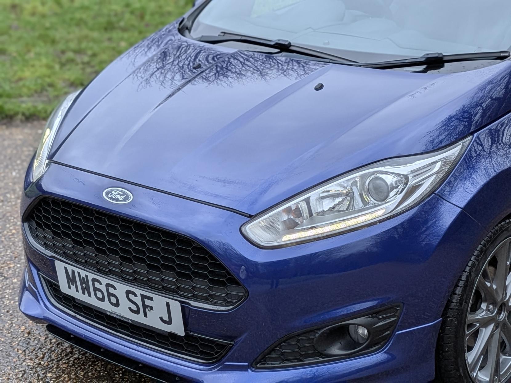 Ford Fiesta 1.0T EcoBoost ST-Line Hatchback 3dr Petrol Manual Euro 6 (s/s) (140 ps)