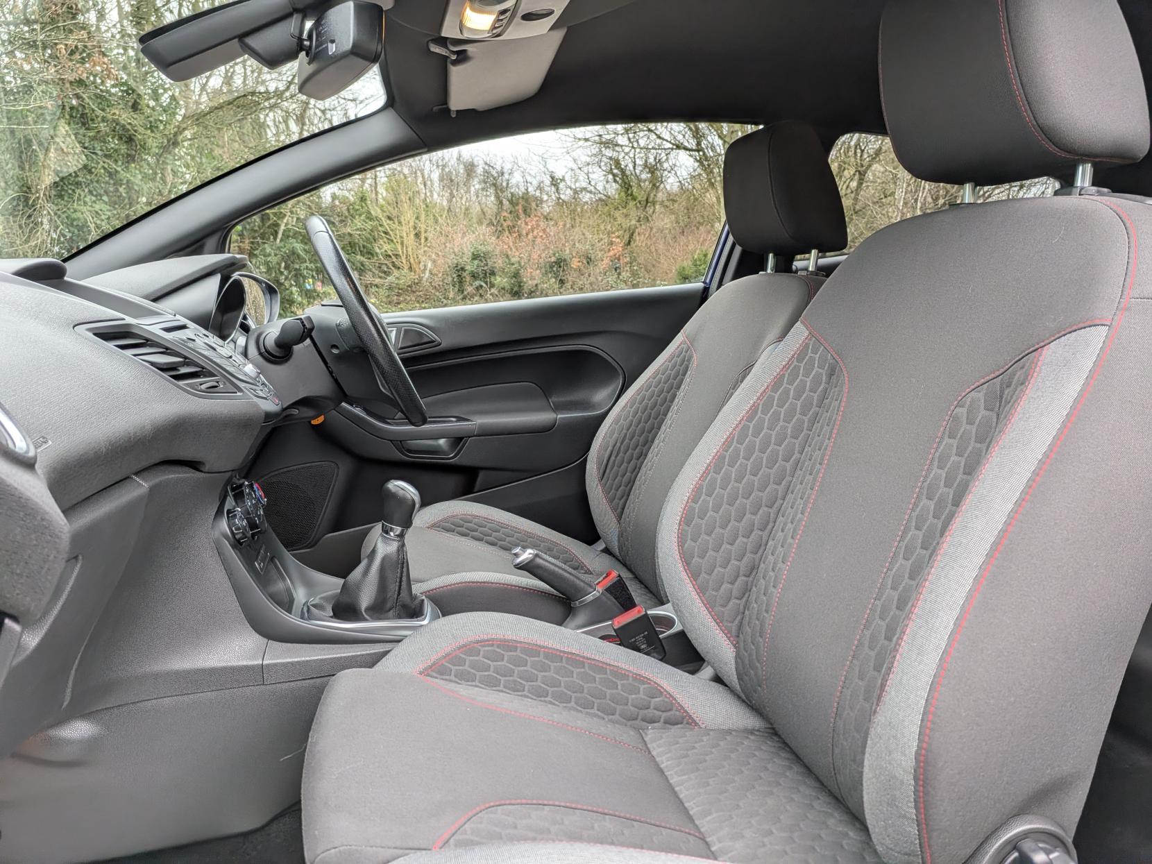 Ford Fiesta 1.0T EcoBoost ST-Line Hatchback 3dr Petrol Manual Euro 6 (s/s) (140 ps)