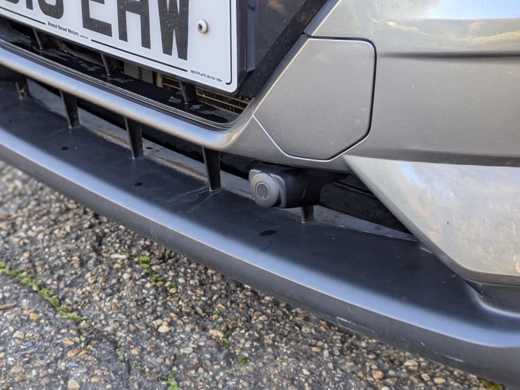 Nissan Qashqai 1.2 DIG-T N-Connecta SUV 5dr Petrol Manual Euro 6 (s/s) (115 ps)