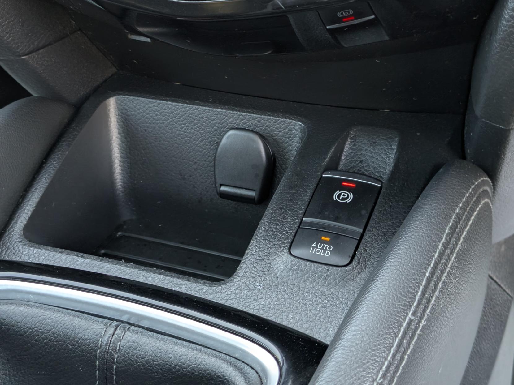 Nissan Qashqai 1.2 DIG-T N-Connecta SUV 5dr Petrol Manual Euro 6 (s/s) (115 ps)