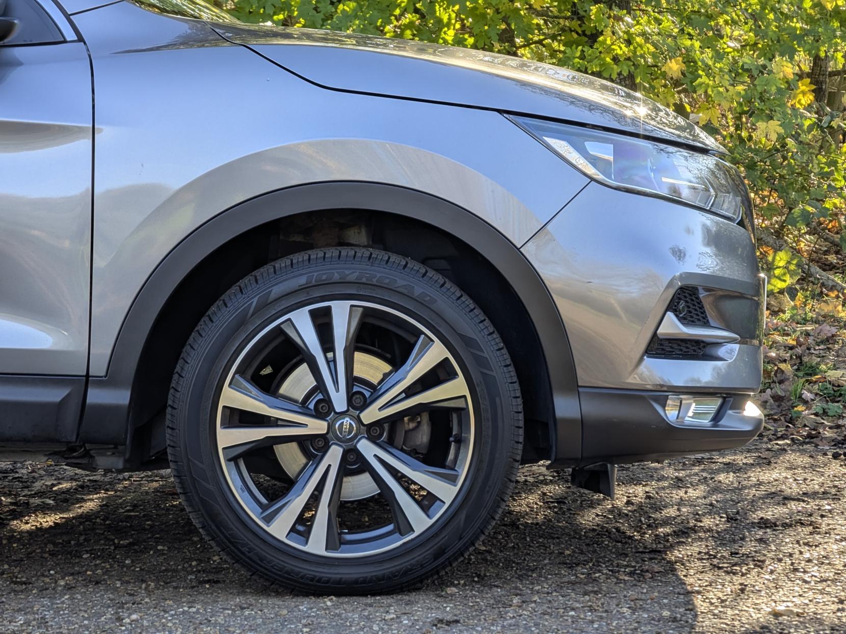 Nissan Qashqai 1.2 DIG-T N-Connecta SUV 5dr Petrol Manual Euro 6 (s/s) (115 ps)