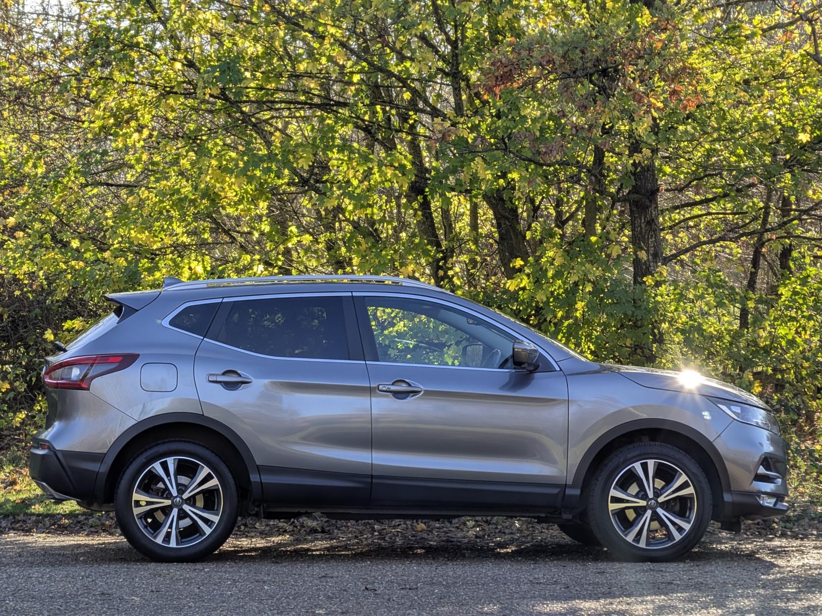 Nissan Qashqai 1.2 DIG-T N-Connecta SUV 5dr Petrol Manual Euro 6 (s/s) (115 ps)