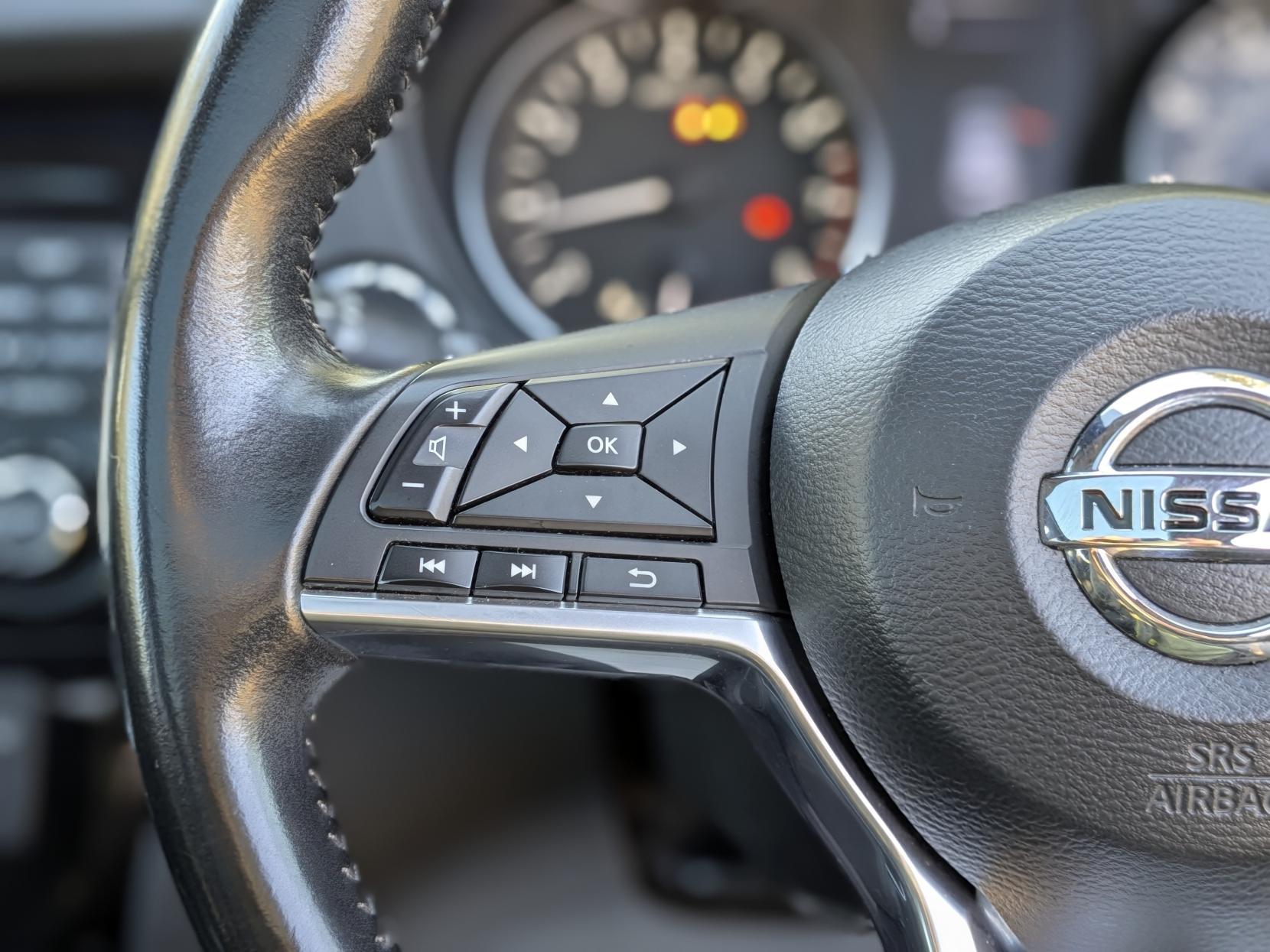 Nissan Qashqai 1.2 DIG-T N-Connecta SUV 5dr Petrol Manual Euro 6 (s/s) (115 ps)