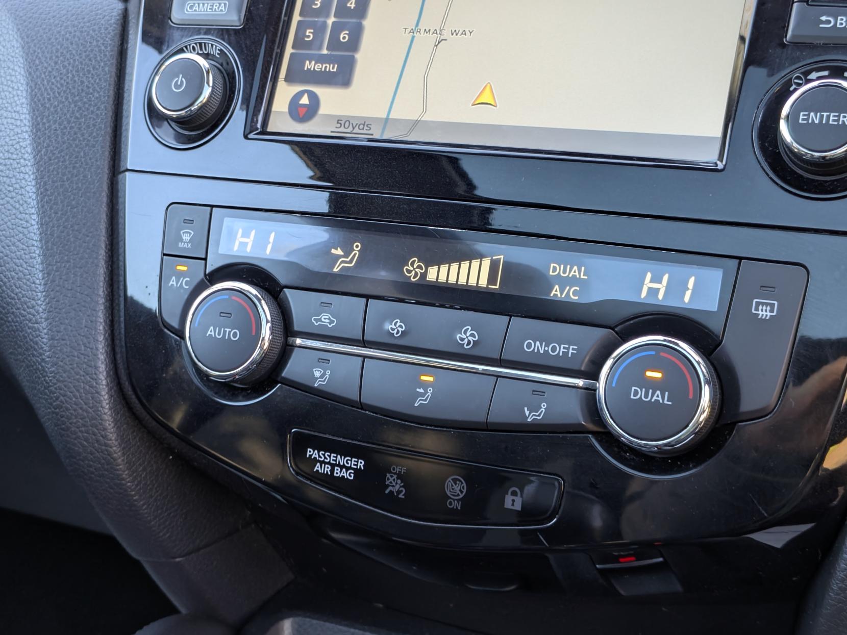 Nissan Qashqai 1.2 DIG-T N-Connecta SUV 5dr Petrol Manual Euro 6 (s/s) (115 ps)