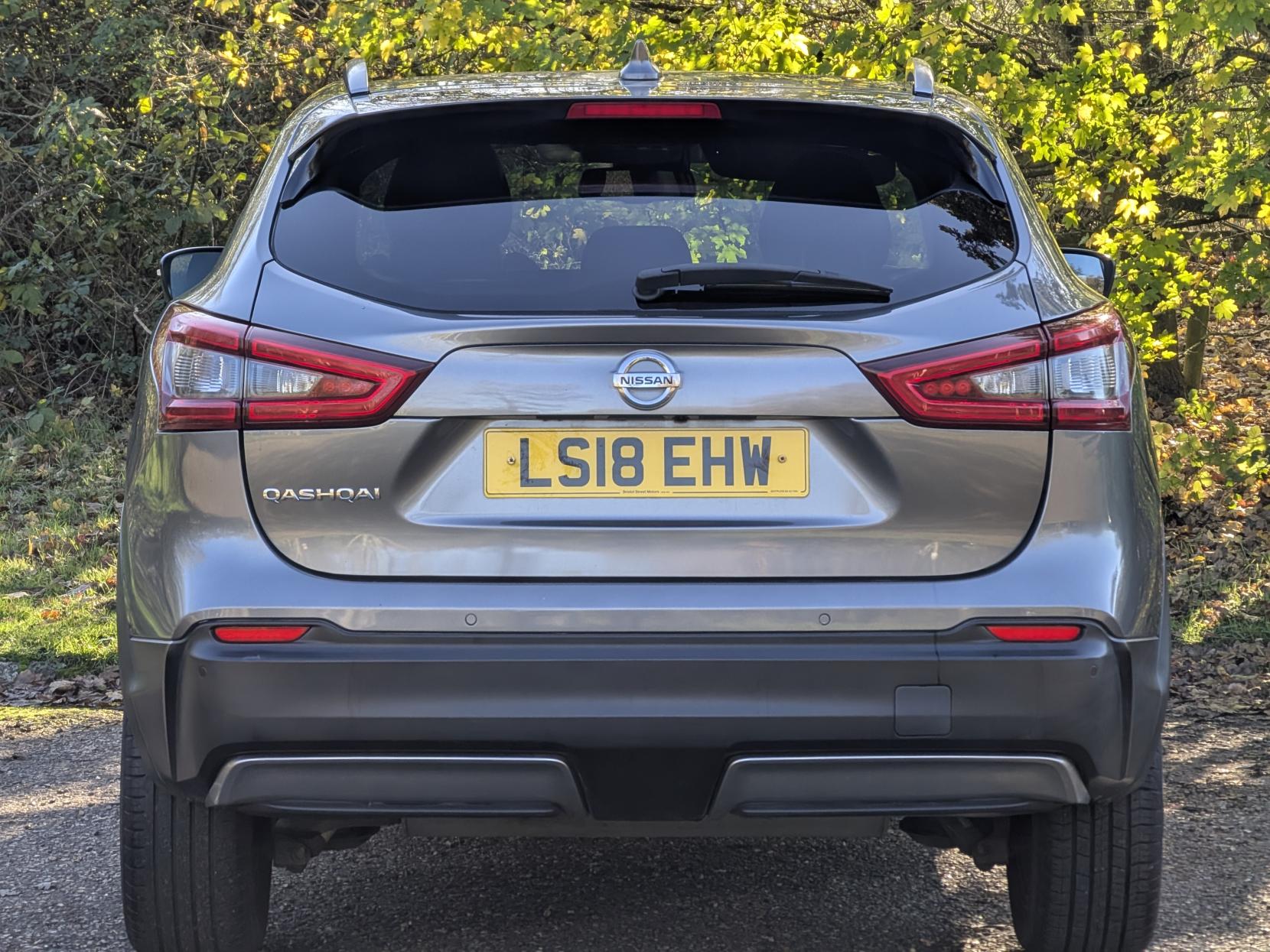 Nissan Qashqai 1.2 DIG-T N-Connecta SUV 5dr Petrol Manual Euro 6 (s/s) (115 ps)