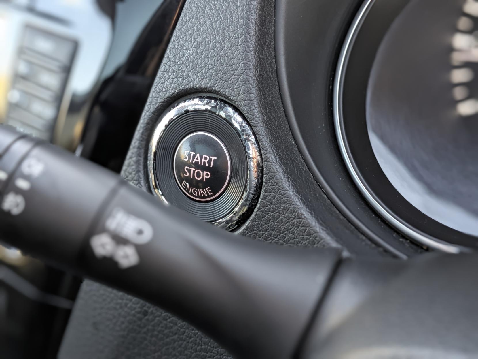 Nissan Qashqai 1.2 DIG-T N-Connecta SUV 5dr Petrol Manual Euro 6 (s/s) (115 ps)