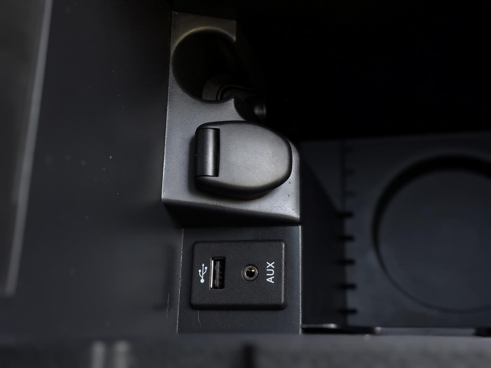 Nissan Qashqai 1.2 DIG-T N-Connecta SUV 5dr Petrol Manual Euro 6 (s/s) (115 ps)