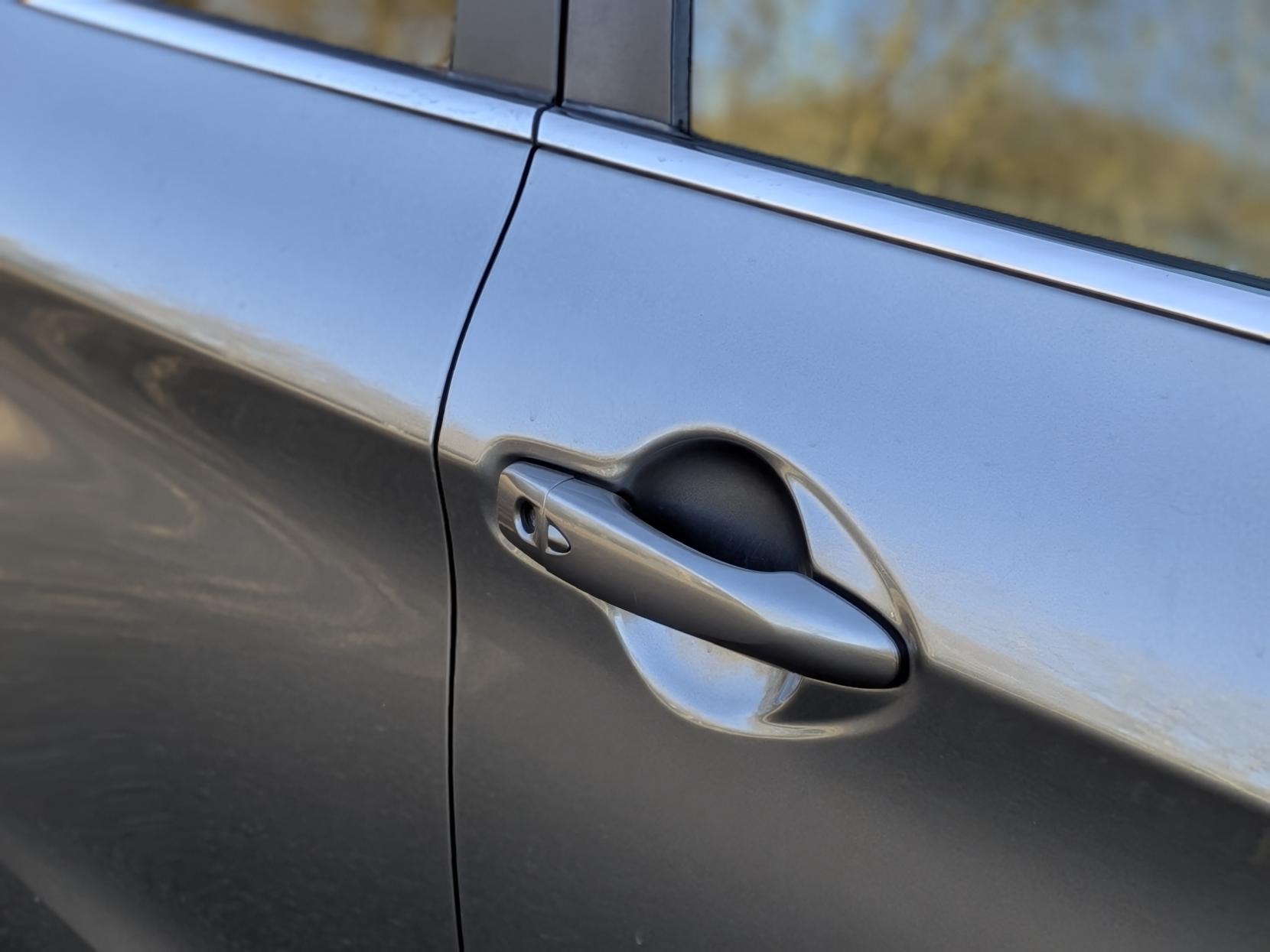 Nissan Qashqai 1.2 DIG-T N-Connecta SUV 5dr Petrol Manual Euro 6 (s/s) (115 ps)