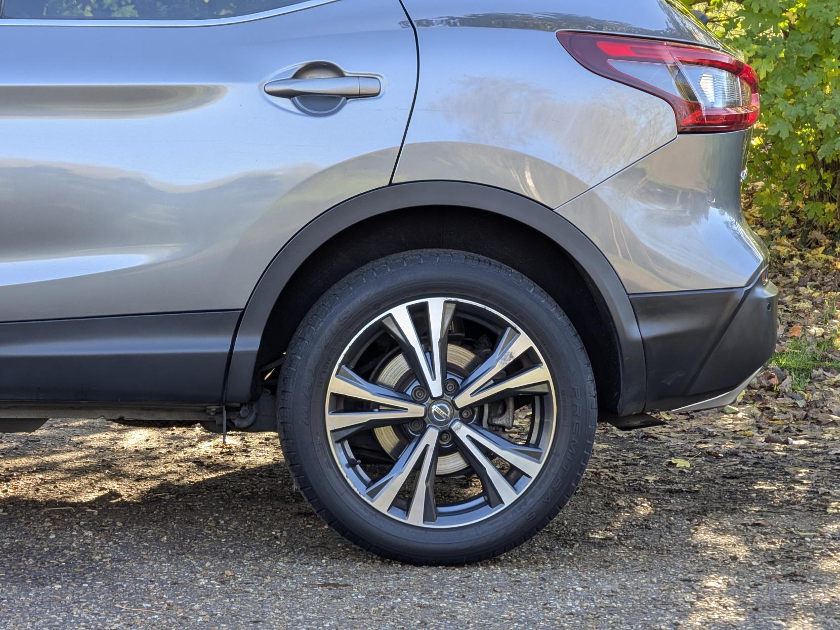 Nissan Qashqai 1.2 DIG-T N-Connecta SUV 5dr Petrol Manual Euro 6 (s/s) (115 ps)