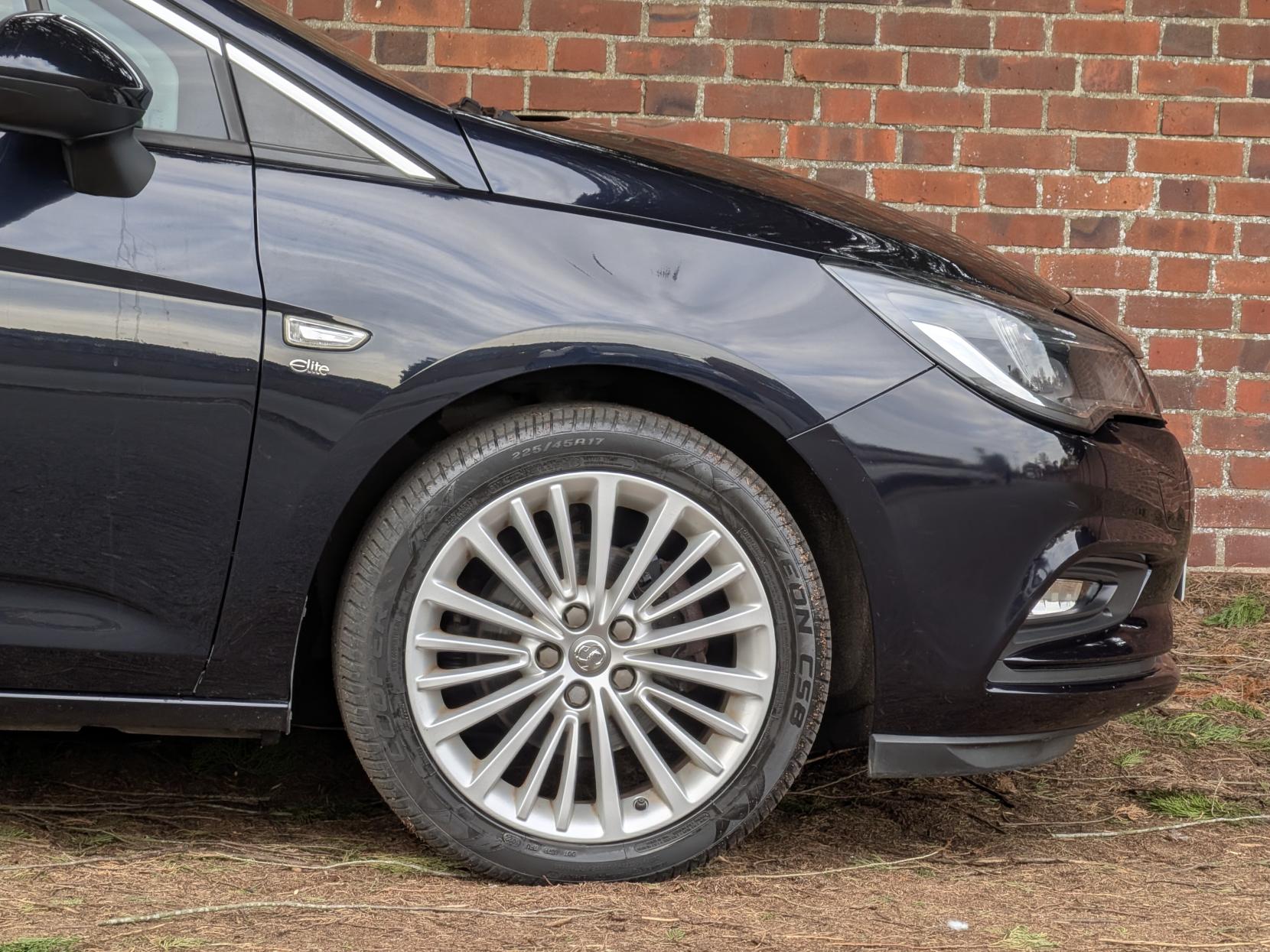 Vauxhall Astra 1.4i Turbo Elite Nav Hatchback 5dr Petrol Manual Euro 6 (150 ps)