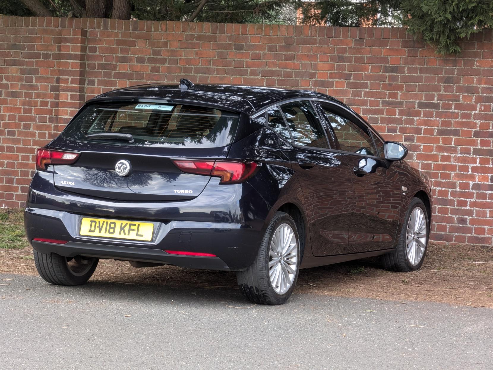 Vauxhall Astra 1.4i Turbo Elite Nav Hatchback 5dr Petrol Manual Euro 6 (150 ps)