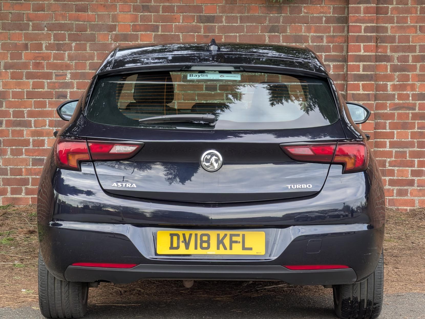 Vauxhall Astra 1.4i Turbo Elite Nav Hatchback 5dr Petrol Manual Euro 6 (150 ps)