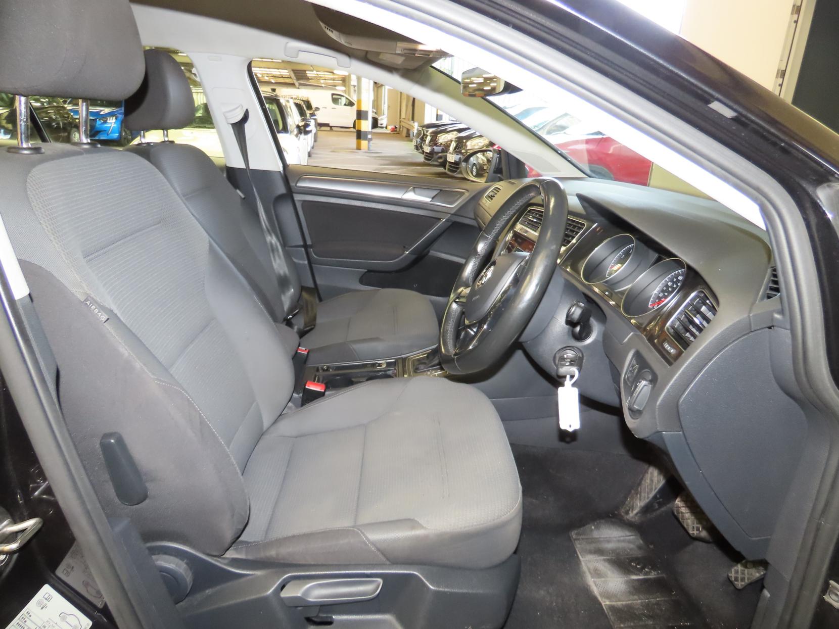 Volkswagen Golf 1.4 TSI BlueMotion Tech SE Nav Hatchback 5dr Petrol DSG Euro 6 (s/s) (125 ps)