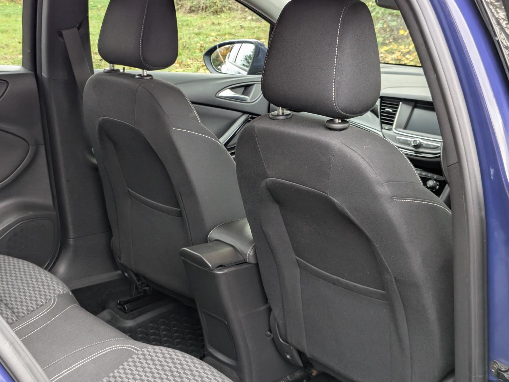 Vauxhall Astra 1.4i Turbo SRi Hatchback 5dr Petrol Manual Euro 6 (150 ps)