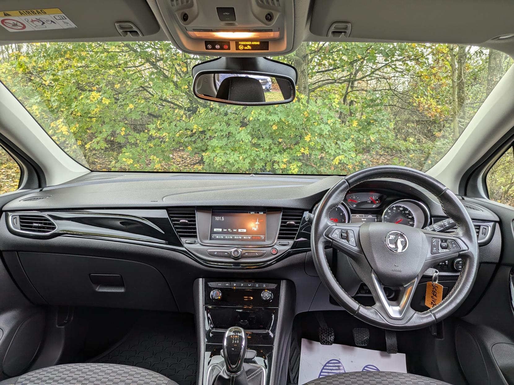 Vauxhall Astra 1.4i Turbo SRi Hatchback 5dr Petrol Manual Euro 6 (150 ps)