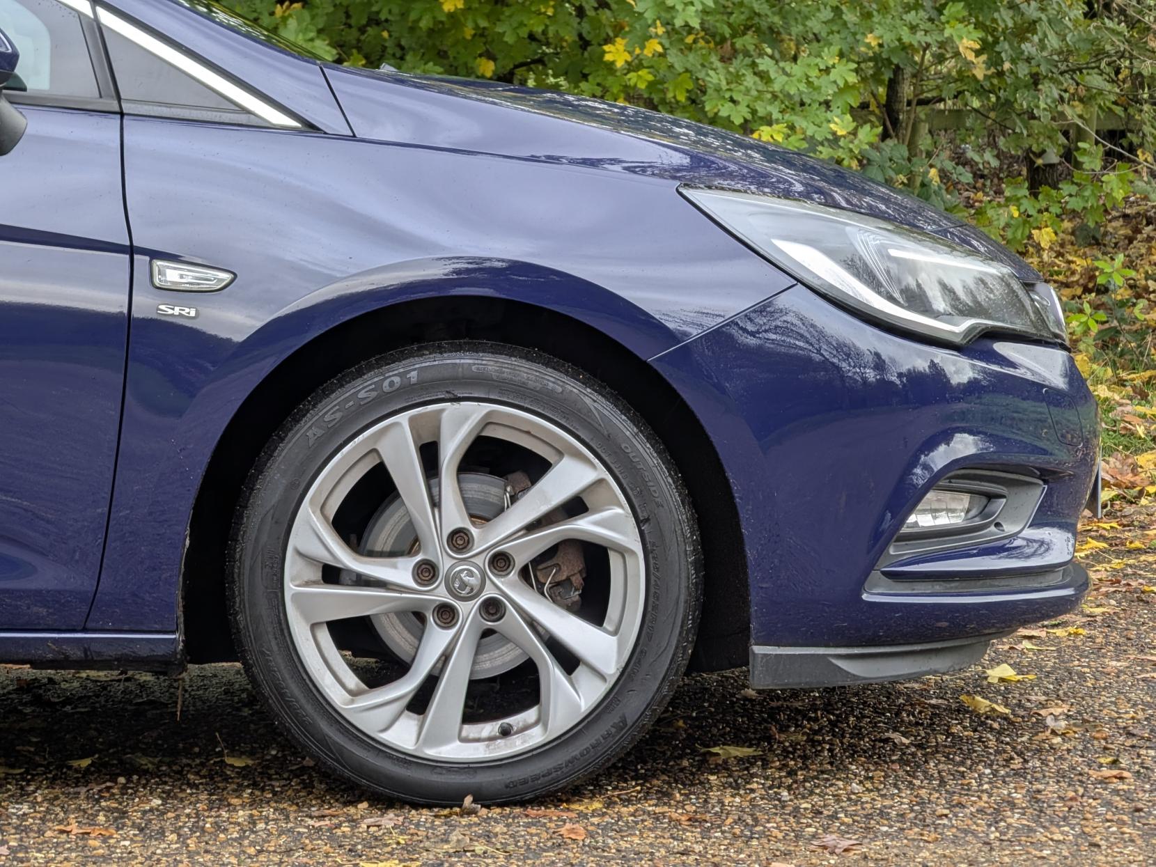 Vauxhall Astra 1.4i Turbo SRi Hatchback 5dr Petrol Manual Euro 6 (150 ps)