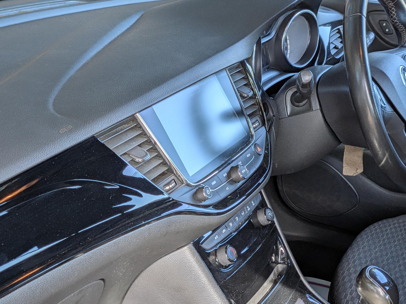 Vauxhall Astra 1.4i Turbo SRi VX Line Nav Hatchback 5dr Petrol Manual Euro 6 (150 ps)