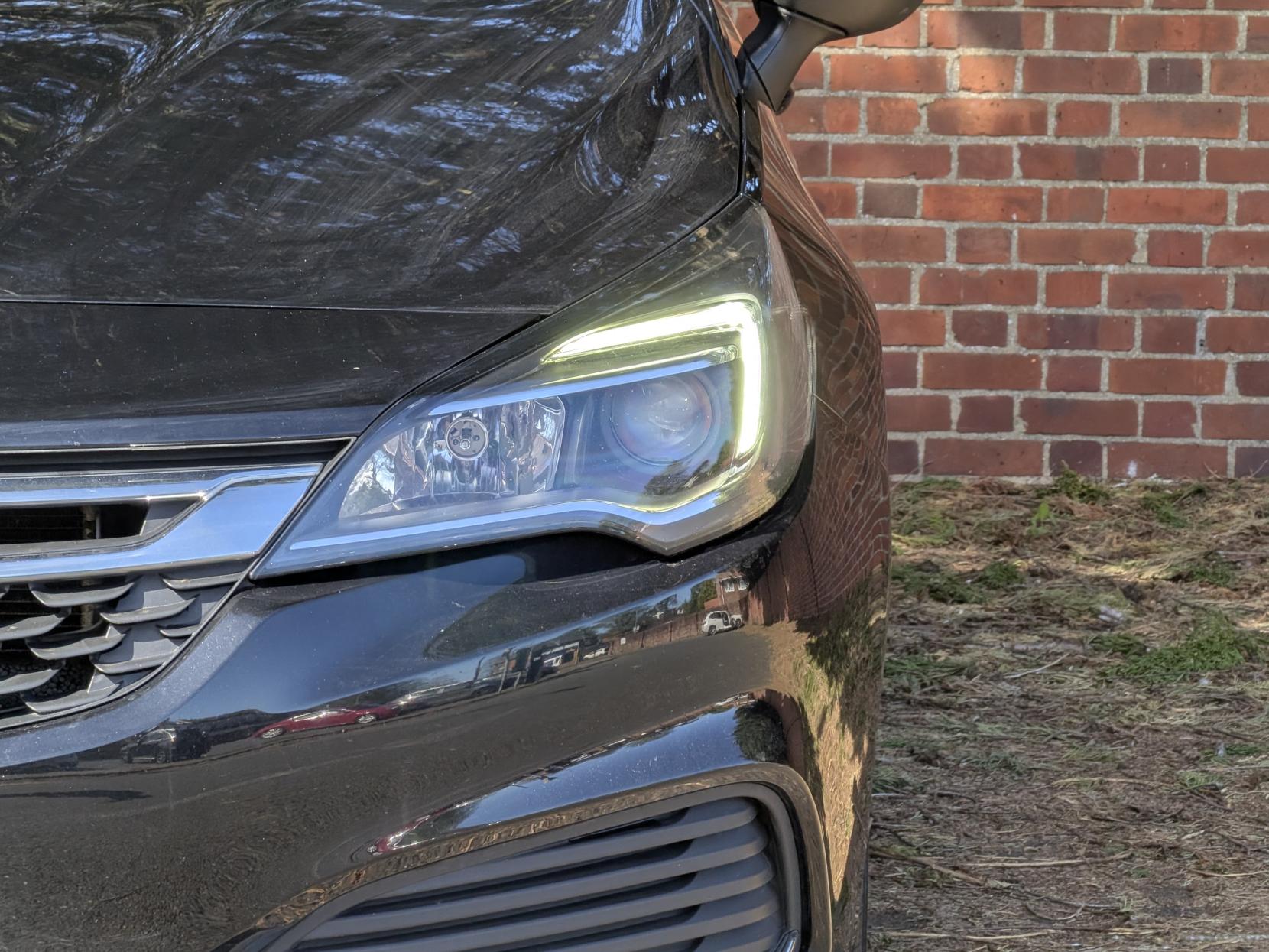 Vauxhall Astra 1.4i Turbo SRi VX Line Nav Hatchback 5dr Petrol Manual Euro 6 (150 ps)