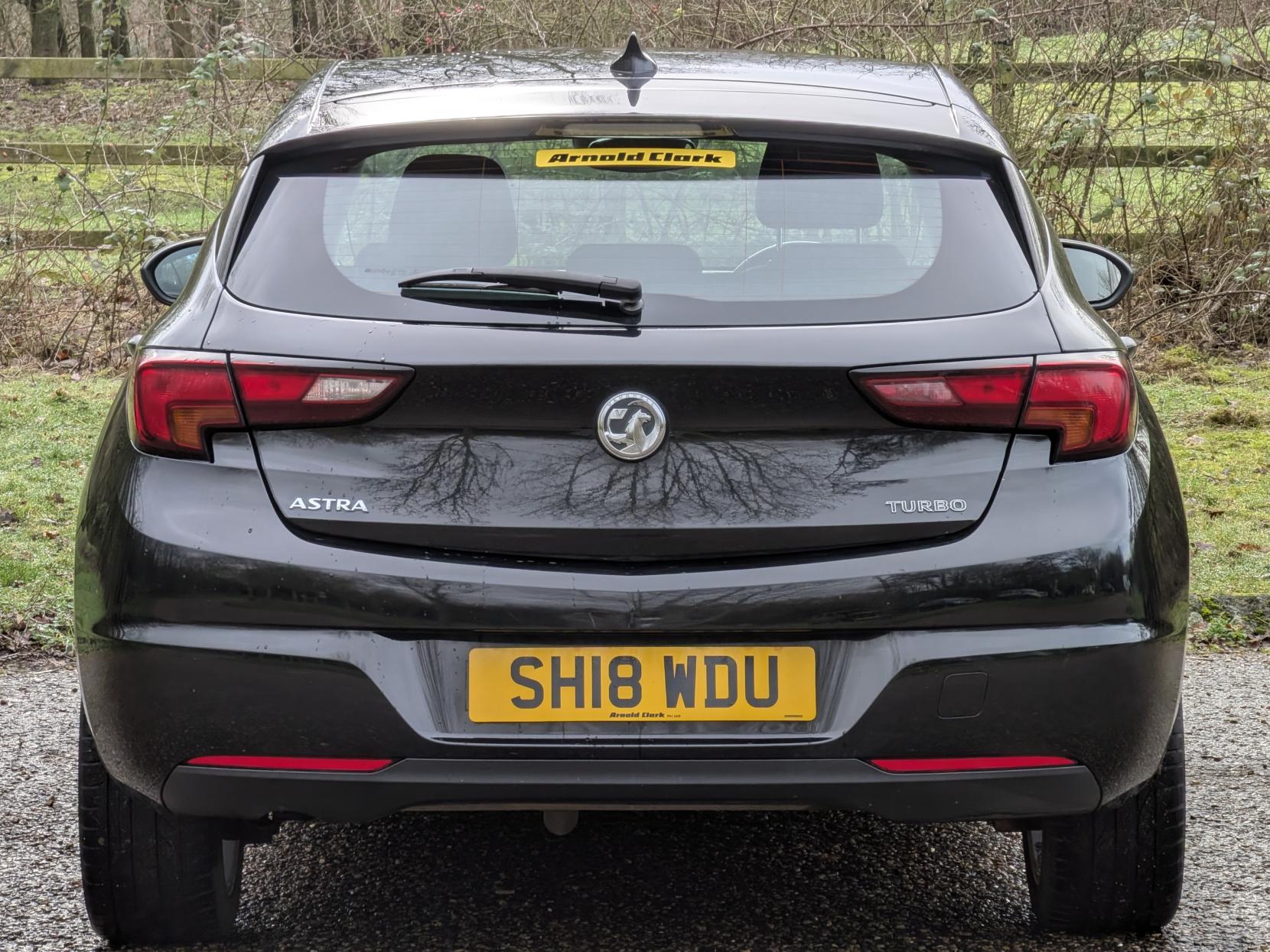 Vauxhall Astra 1.4i Turbo SRi Nav Hatchback 5dr Petrol Manual Euro 6 (150 ps)