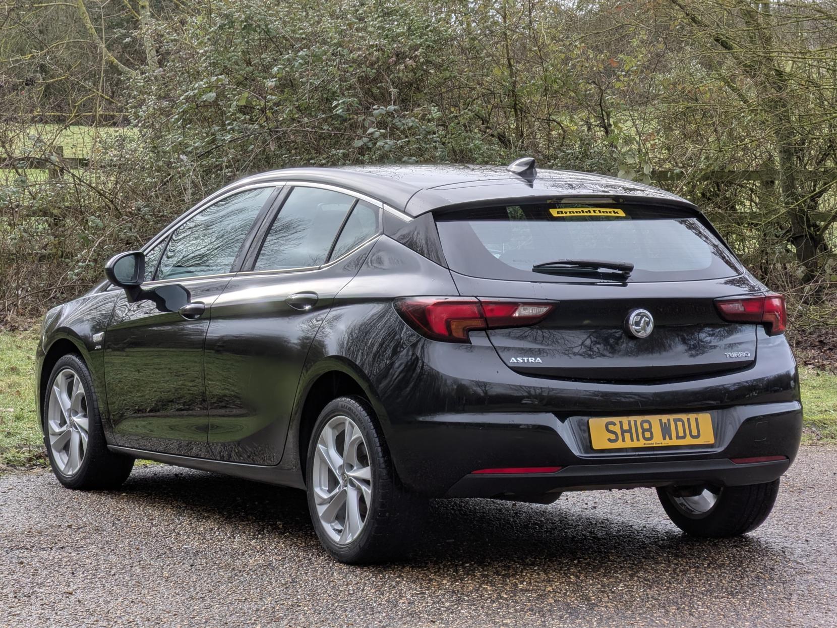 Vauxhall Astra 1.4i Turbo SRi Nav Hatchback 5dr Petrol Manual Euro 6 (150 ps)