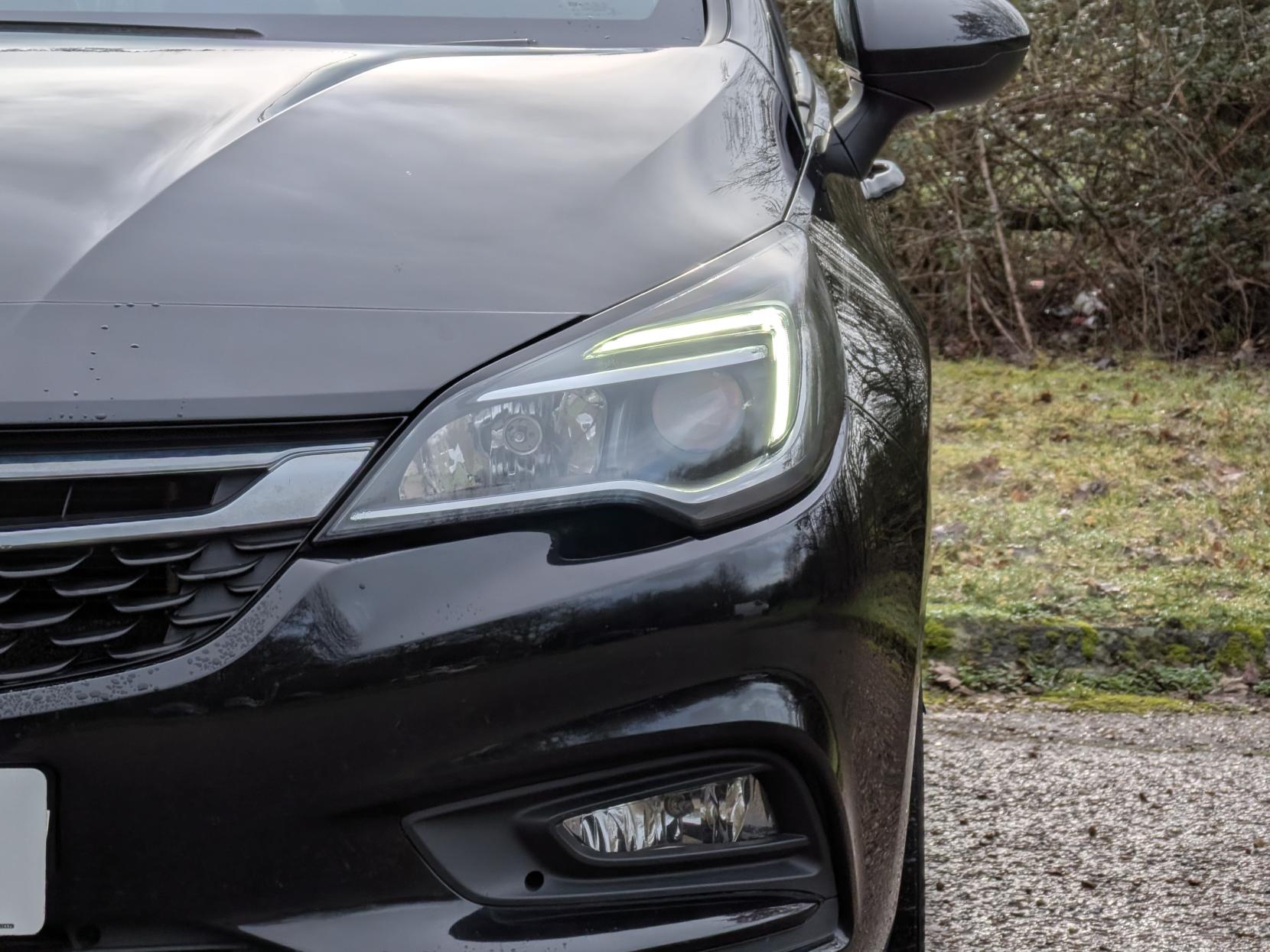 Vauxhall Astra 1.4i Turbo SRi Nav Hatchback 5dr Petrol Manual Euro 6 (150 ps)