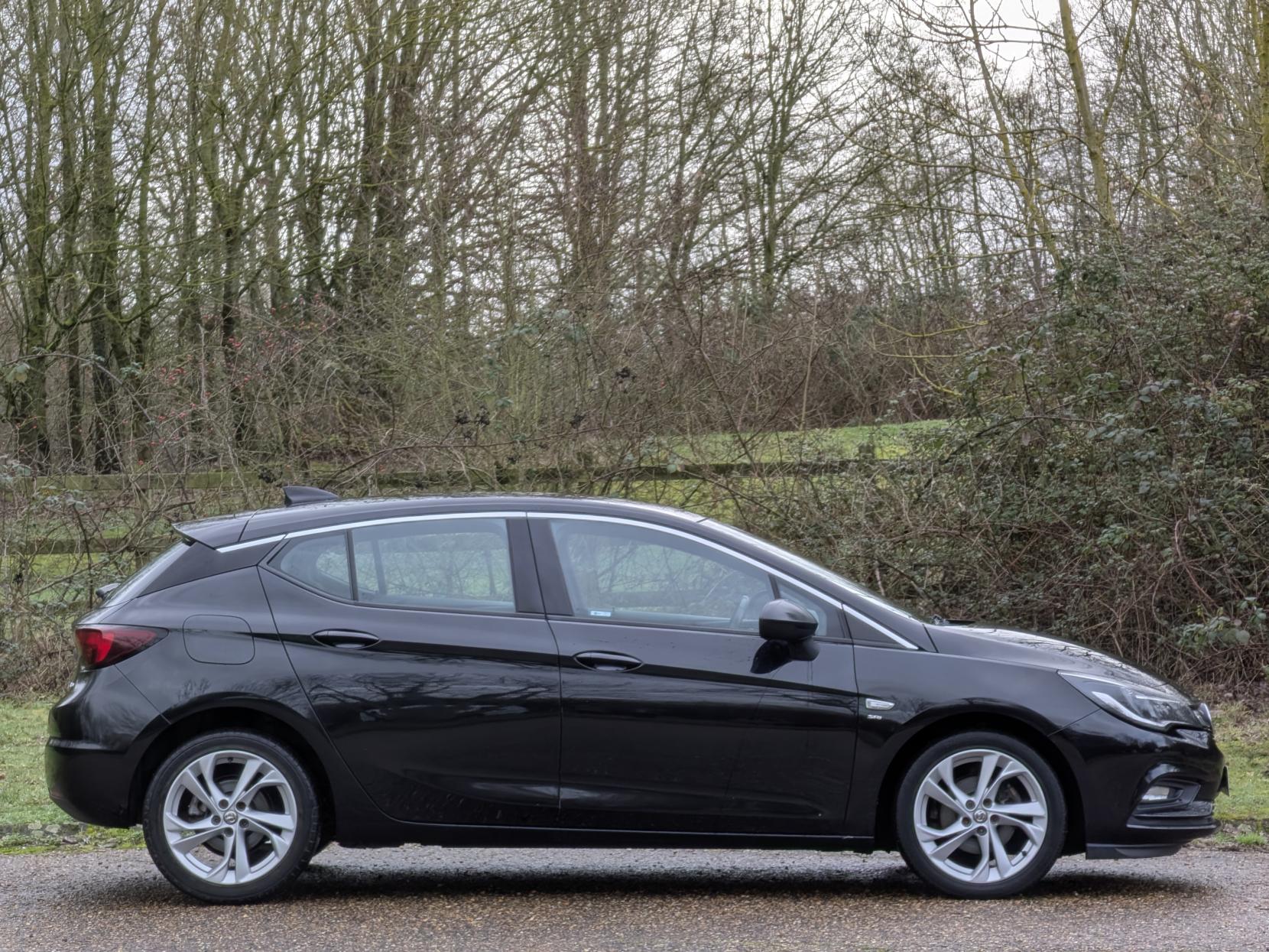 Vauxhall Astra 1.4i Turbo SRi Nav Hatchback 5dr Petrol Manual Euro 6 (150 ps)