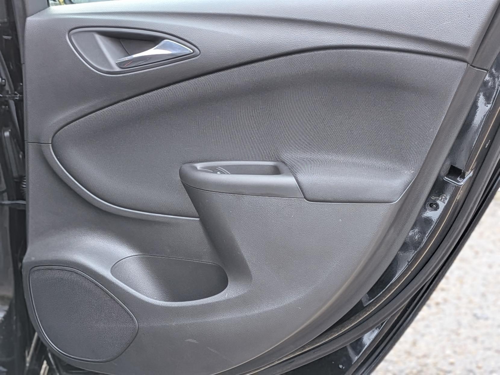 Vauxhall Astra 1.4i Turbo SRi Nav Hatchback 5dr Petrol Manual Euro 6 (150 ps)