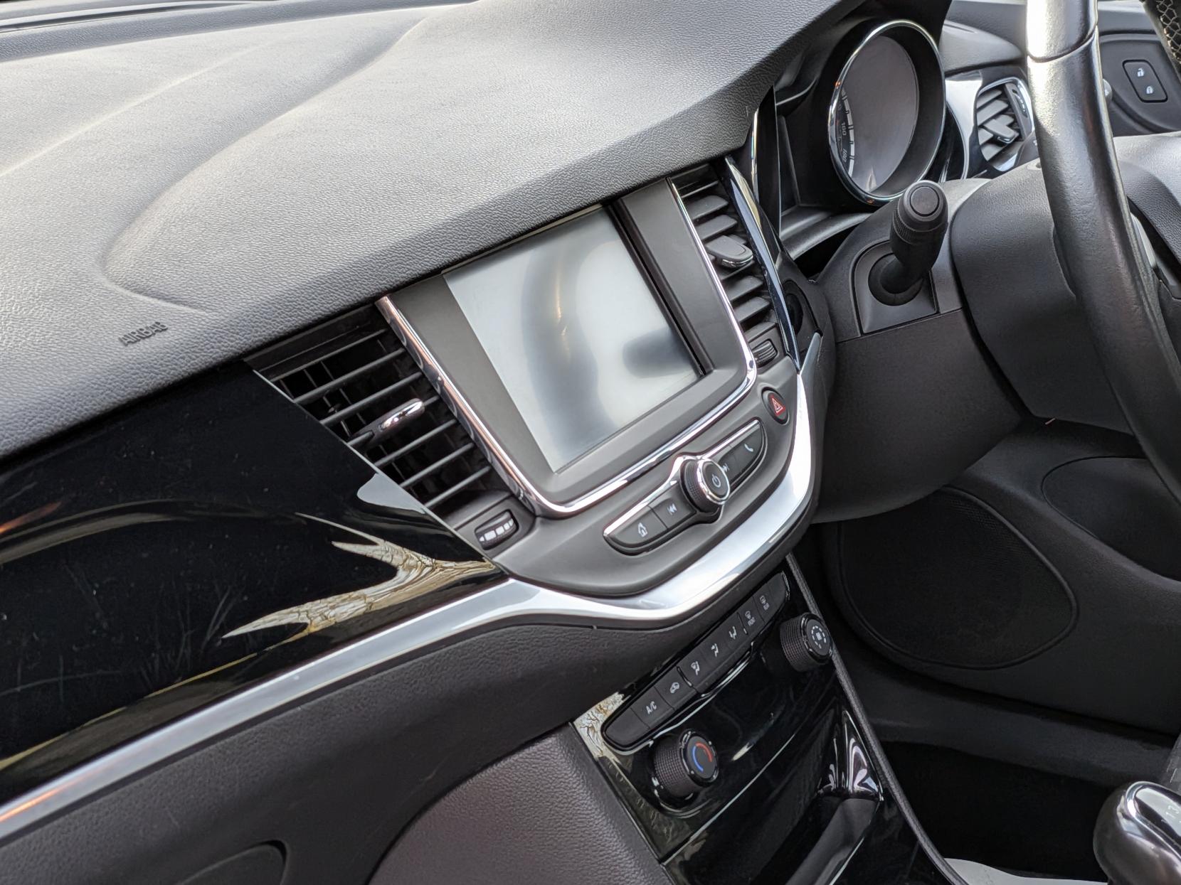 Vauxhall Astra 1.4i SRi Hatchback 5dr Petrol Manual Euro 6 (100 ps)