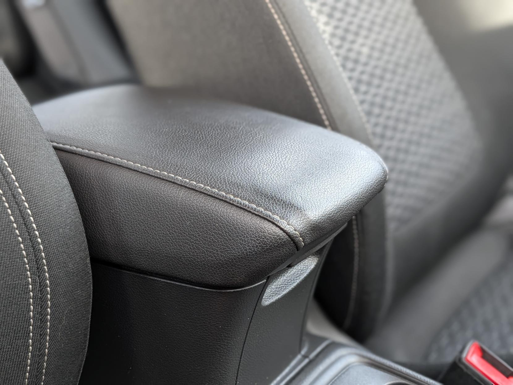 Vauxhall Astra 1.4i SRi Hatchback 5dr Petrol Manual Euro 6 (100 ps)