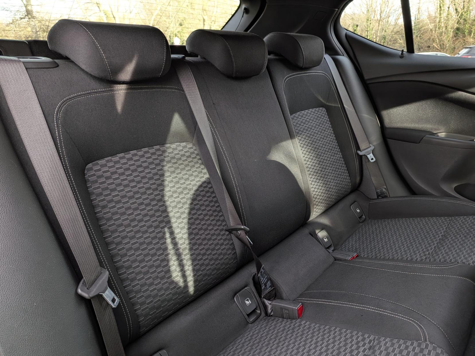 Vauxhall Astra 1.4i SRi Hatchback 5dr Petrol Manual Euro 6 (100 ps)