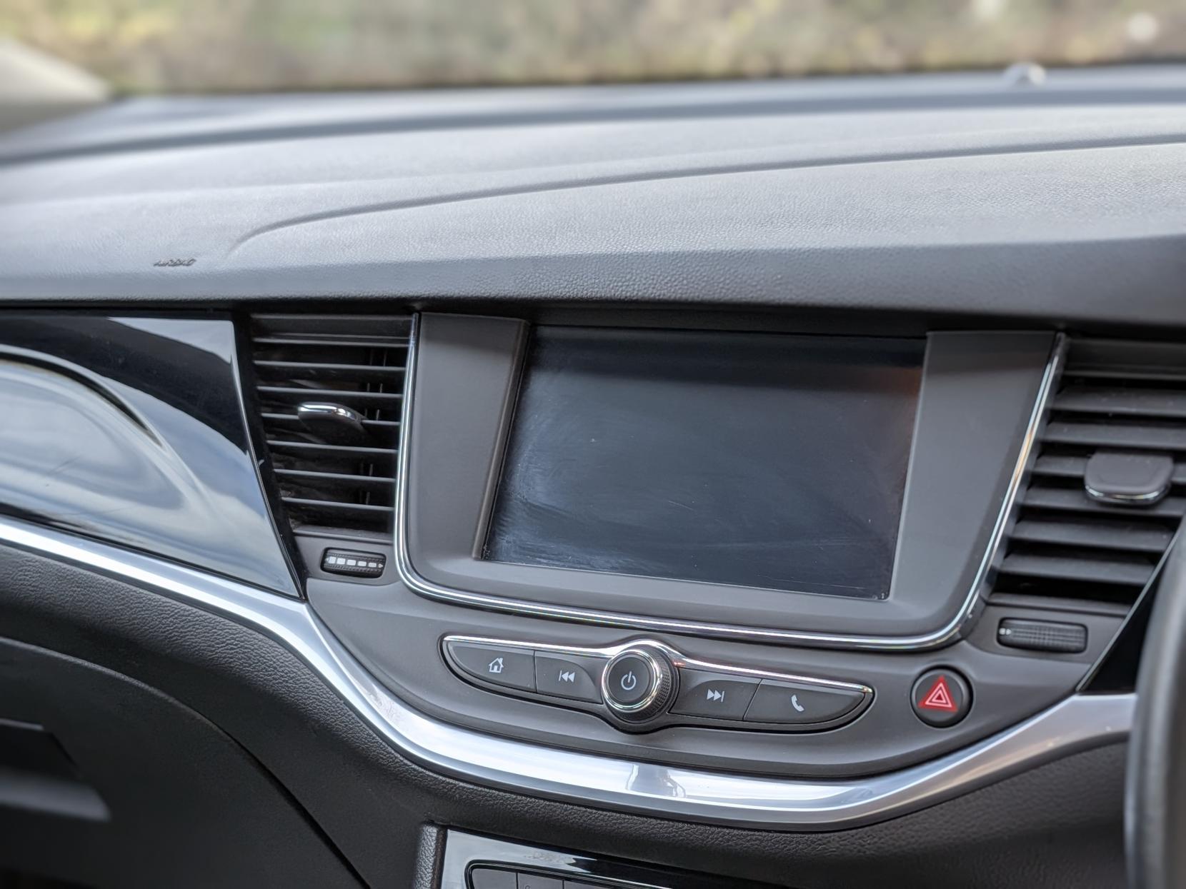 Vauxhall Astra 1.4i SRi Hatchback 5dr Petrol Manual Euro 6 (100 ps)