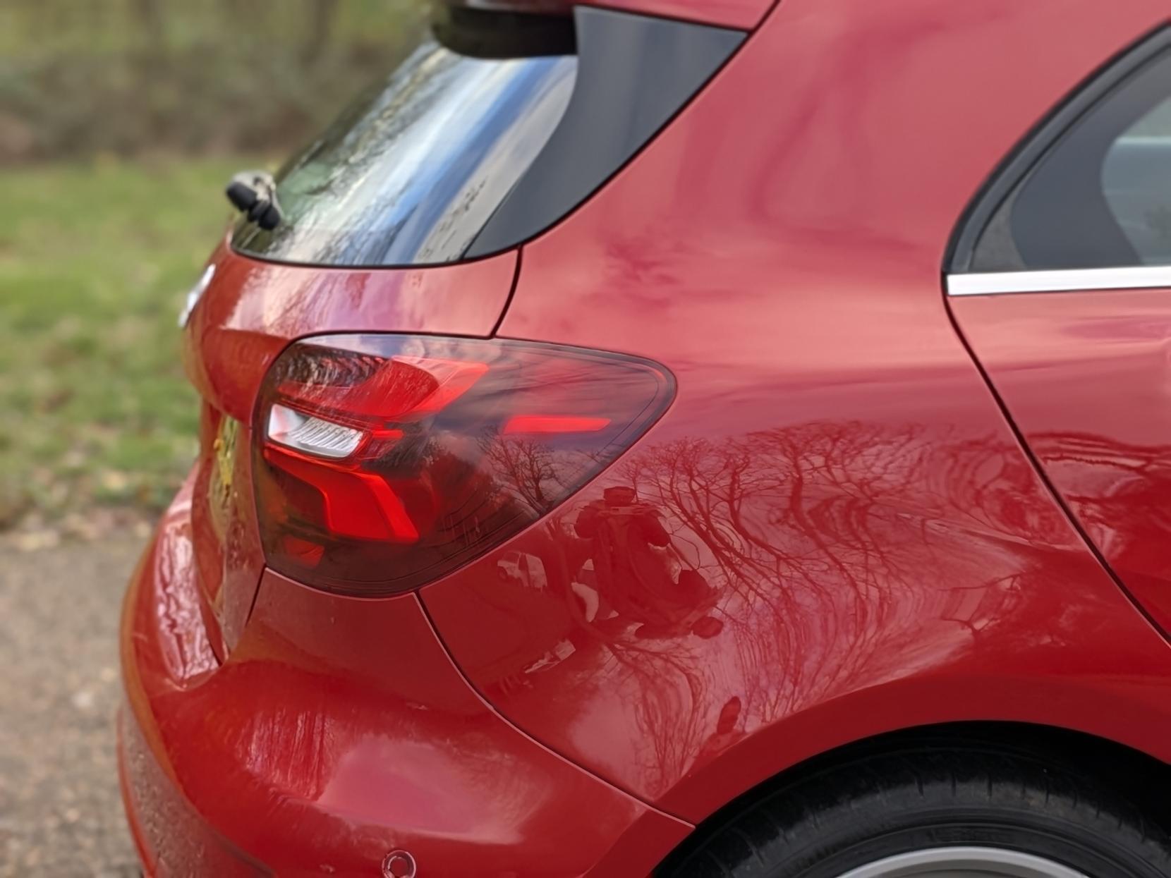 Mercedes-Benz A Class 1.5 A180d AMG Line (Premium Plus) Hatchback 5dr Diesel Manual Euro 6 (s/s) (109 ps)