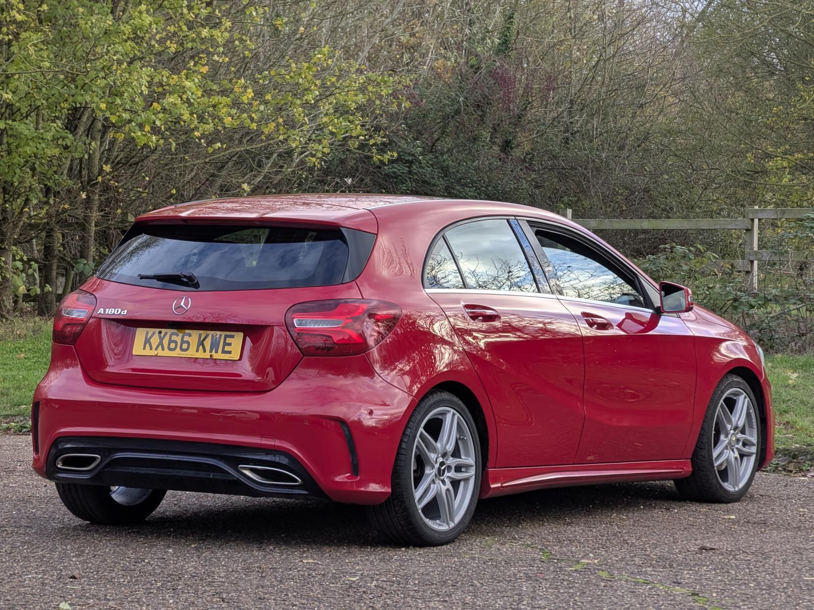 Mercedes-Benz A Class 1.5 A180d AMG Line (Premium Plus) Hatchback 5dr Diesel Manual Euro 6 (s/s) (109 ps)