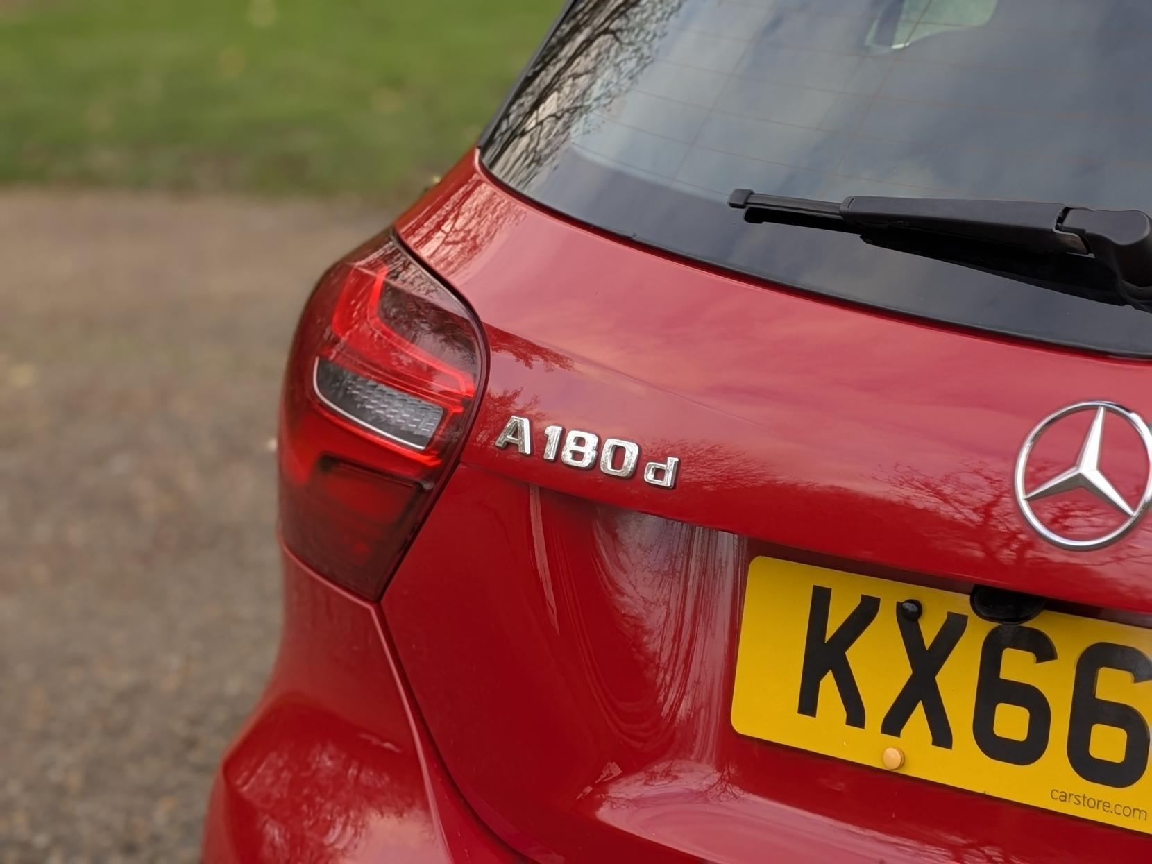 Mercedes-Benz A Class 1.5 A180d AMG Line (Premium Plus) Hatchback 5dr Diesel Manual Euro 6 (s/s) (109 ps)