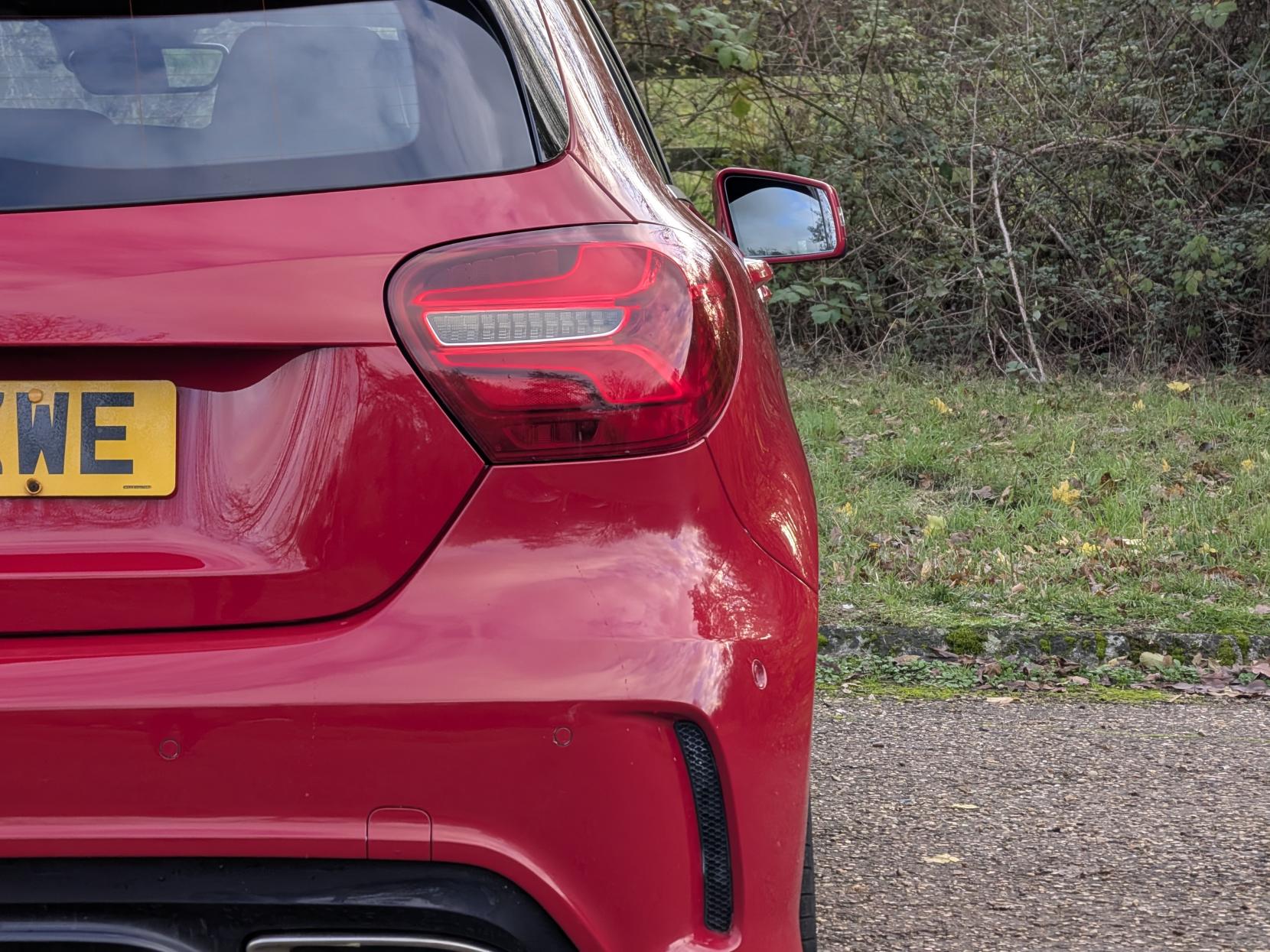 Mercedes-Benz A Class 1.5 A180d AMG Line (Premium Plus) Hatchback 5dr Diesel Manual Euro 6 (s/s) (109 ps)