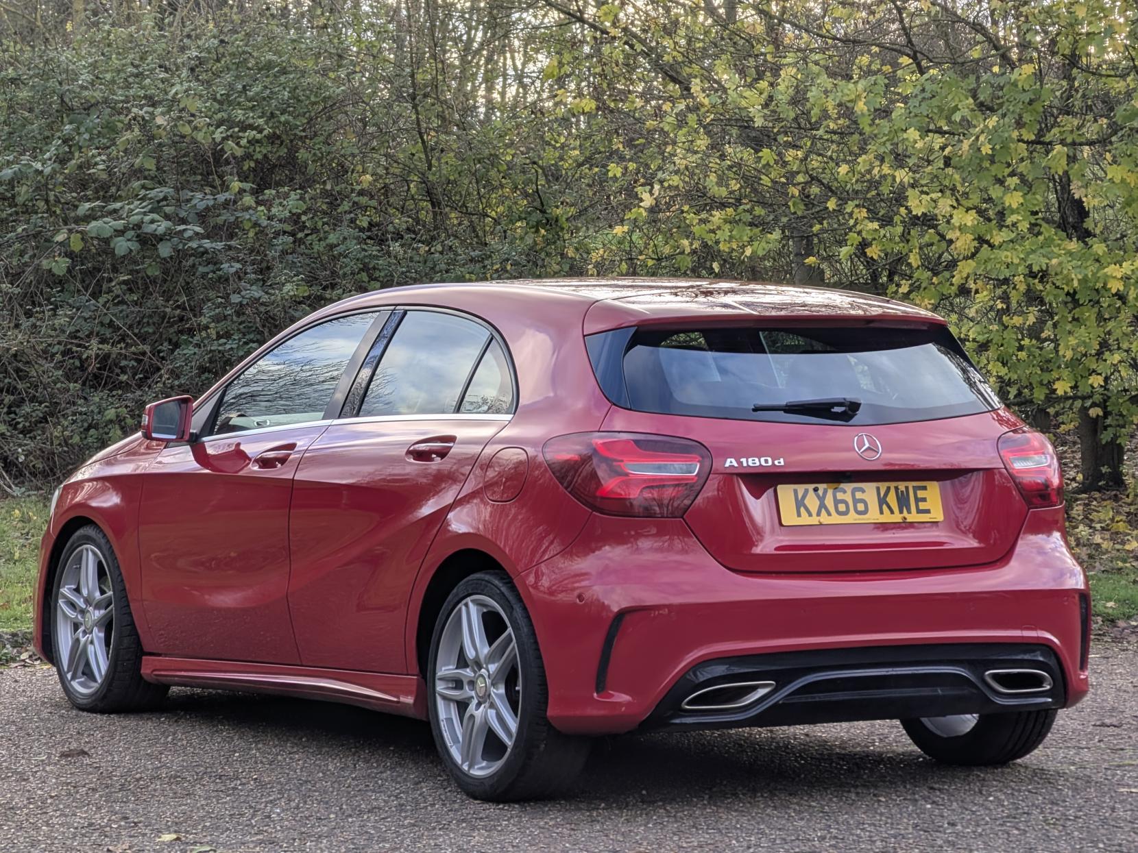 Mercedes-Benz A Class 1.5 A180d AMG Line (Premium Plus) Hatchback 5dr Diesel Manual Euro 6 (s/s) (109 ps)
