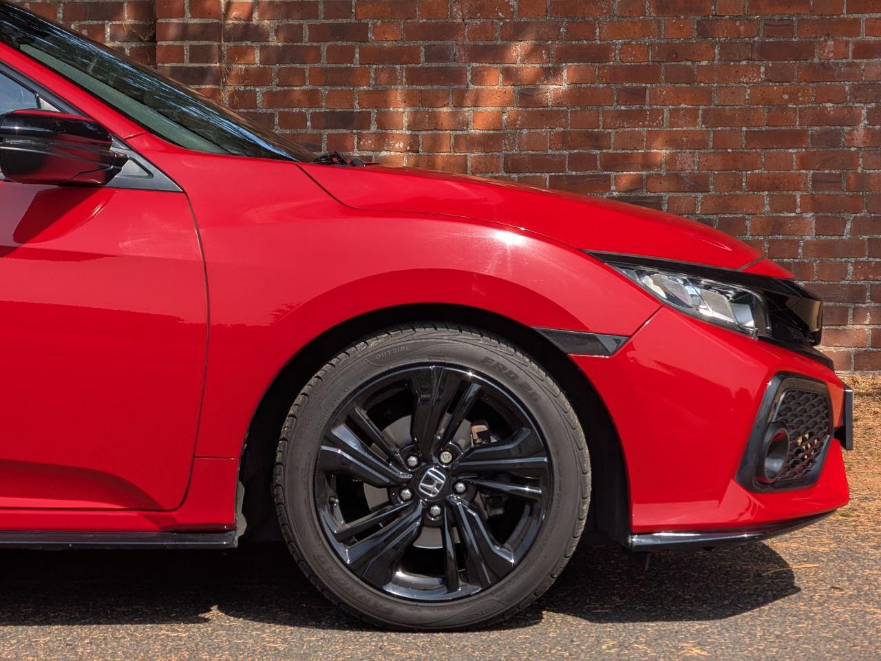 Honda Civic 1.0 VTEC Turbo Sport Line Hatchback 5dr Petrol CVT Euro 6 (s/s) (126 ps)