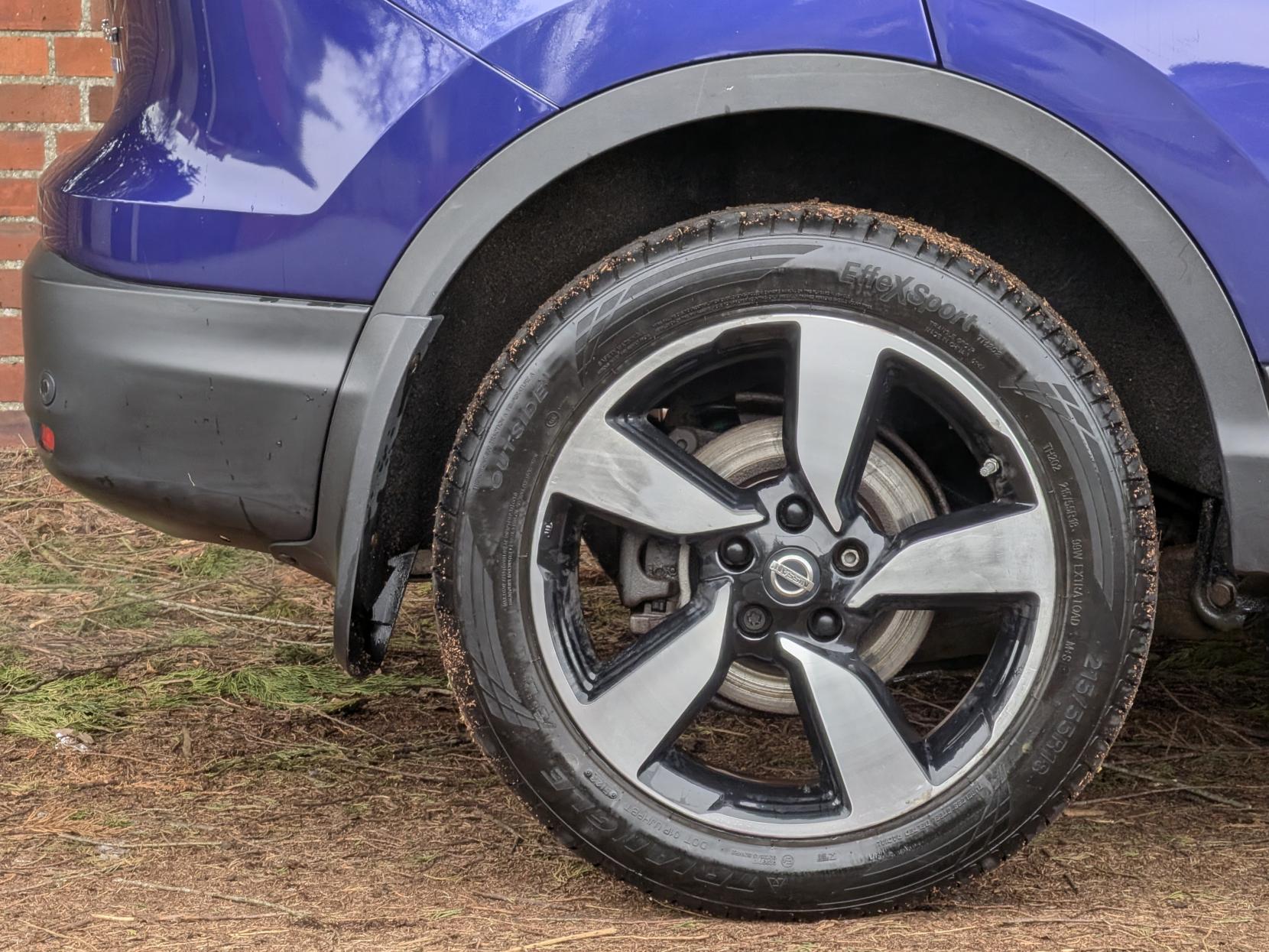 Nissan Qashqai 1.2 DIG-T N-Connecta SUV 5dr Petrol Manual 2WD Euro 6 (s/s) (115 ps)