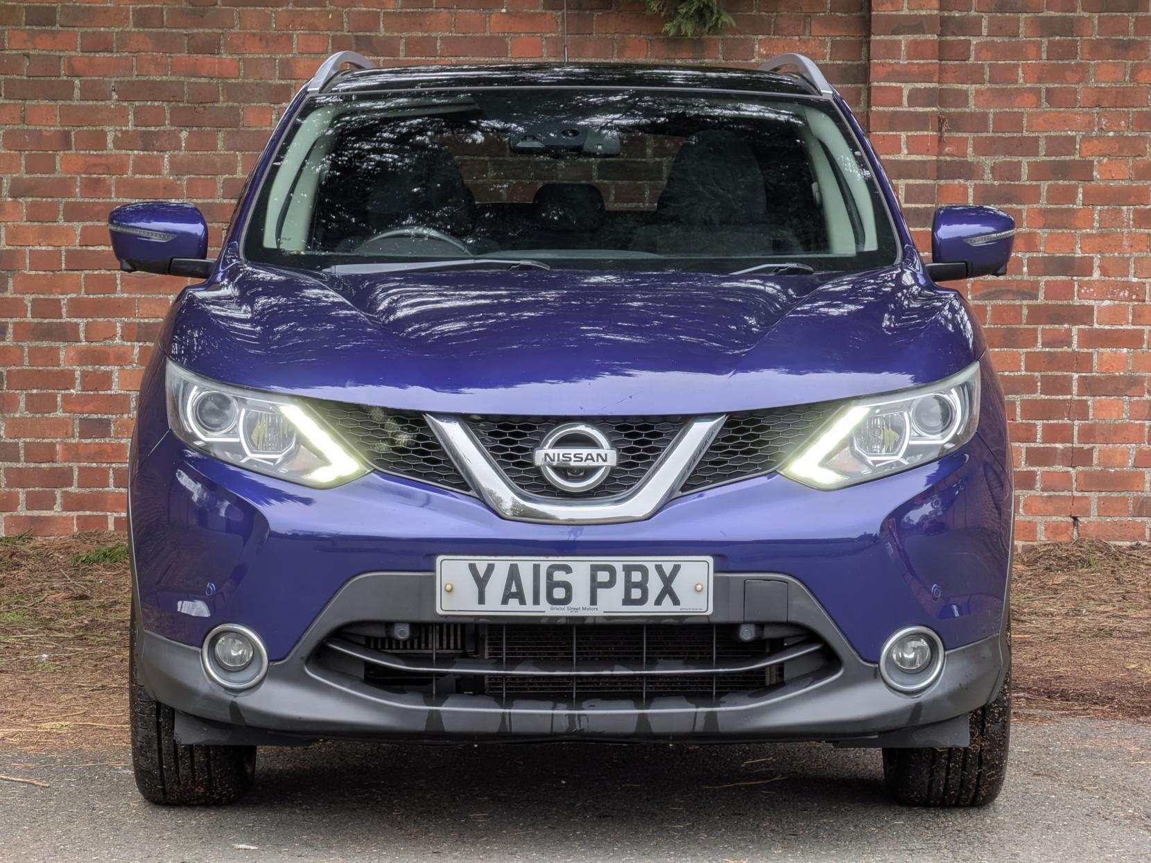 Nissan Qashqai 1.2 DIG-T N-Connecta SUV 5dr Petrol Manual 2WD Euro 6 (s/s) (115 ps)