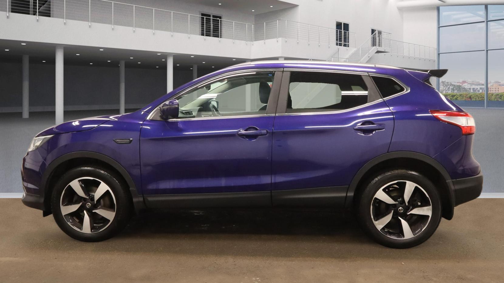 Nissan Qashqai 1.2 DIG-T N-Connecta SUV 5dr Petrol Manual 2WD Euro 6 (s/s) (115 ps)